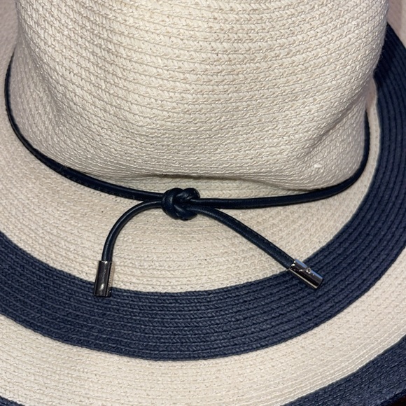 NWT Coach Natural/Navy Stripe City Floppy Hat - Picture 4 of 6